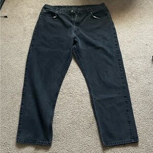 Men's Black Wrangler Relaxed Fit Jeans